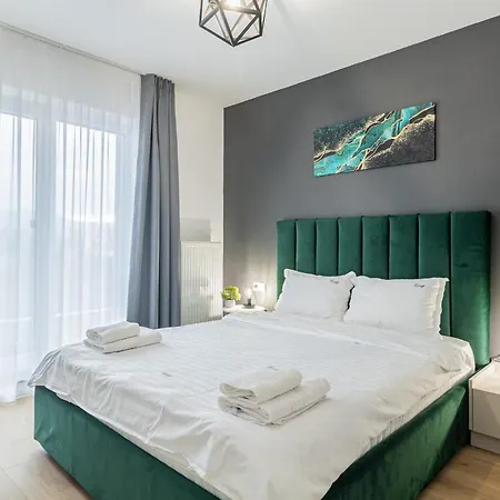 Luxury Collection Flats In Centre Of #beautiful #brasov At #coresi Mall Apartamento *