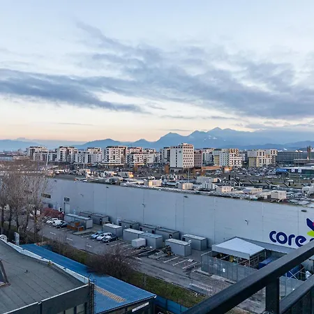 公寓 Luxury Collection Flats In Centre Of #beautiful #brasov At #coresi Mall *