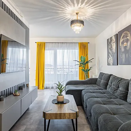 Luxury Collection Flats In Centre Of #beautiful #brasov At #coresi Mall * 布拉索夫