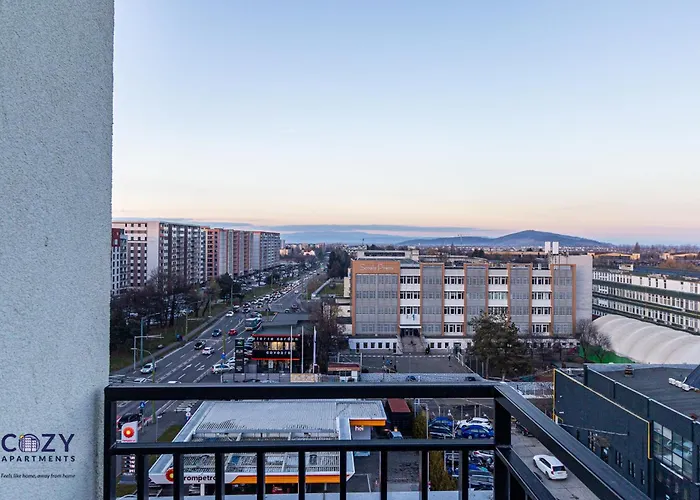Luxury Collection Flats In Centre Of #beautiful #brasov At #coresi Mall 公寓