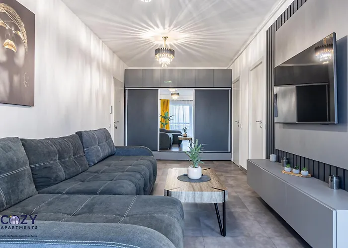 公寓 Luxury Collection Flats In Centre Of #beautiful #brasov At #coresi Mall *